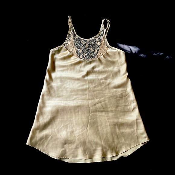 Golden satin slip camisole with a gorgeous lacy neckline - Picture 1 of 6